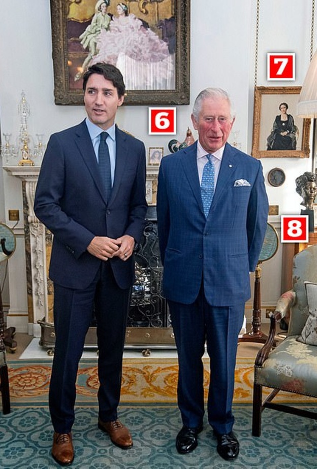 الأمير تشارلز في منزل كلارينس