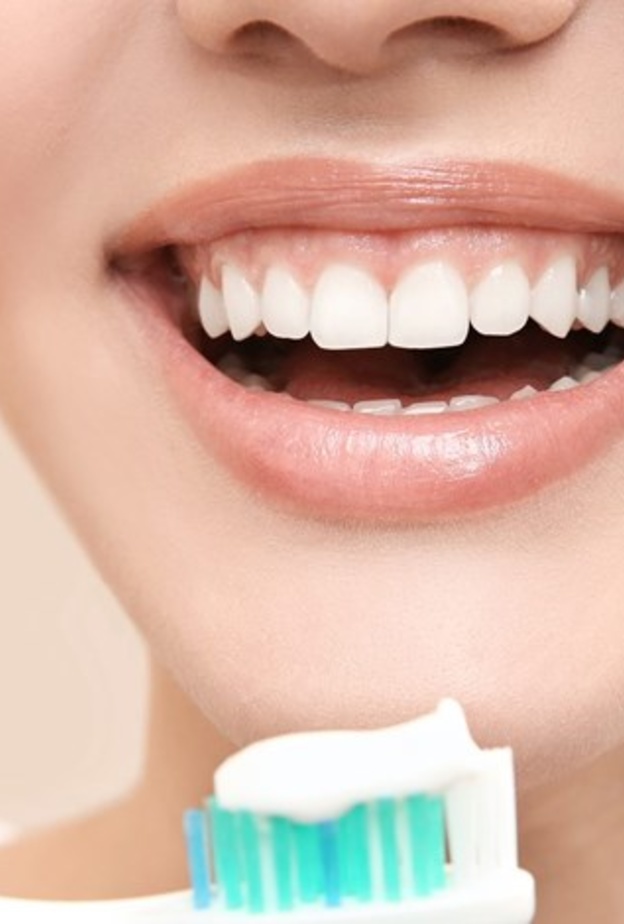  تفريش الأسنان يقي من أمراض القلب