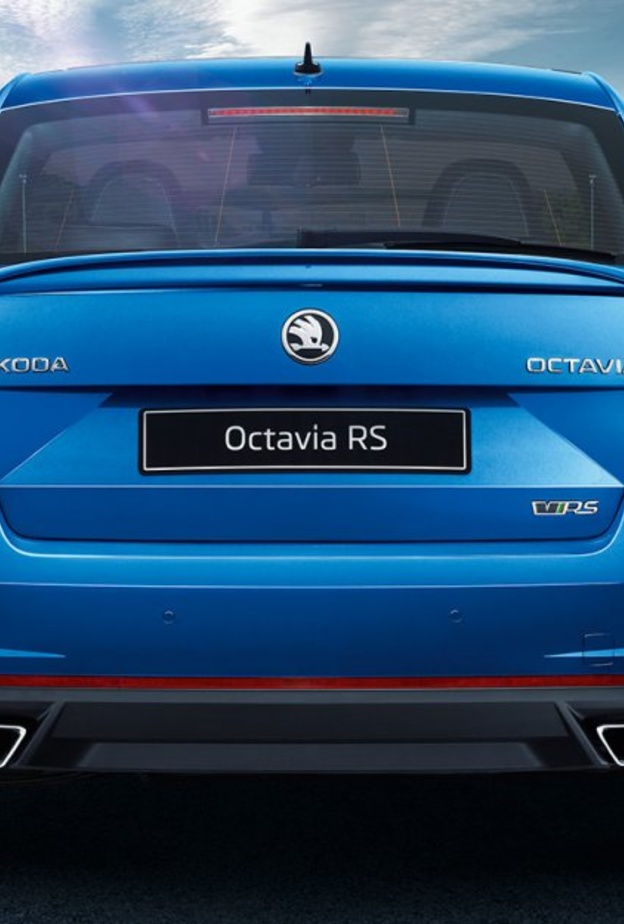 اسباب وجود مساحات زجاج خلفي في بعض السيارات دون الأخرى