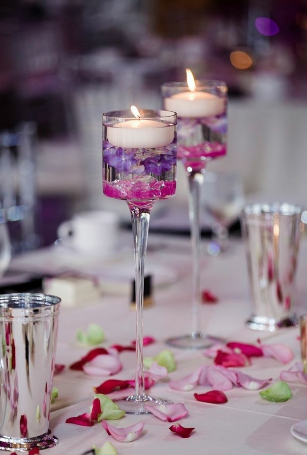 أحدث افكار لتزيين طاولات الافراح بالورود والشموع