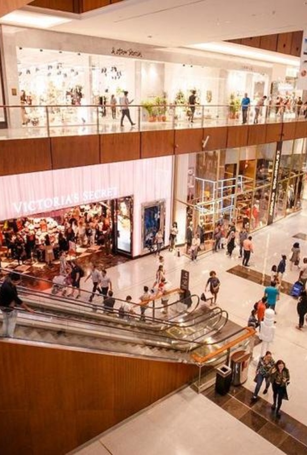 عروض ترويجية وأنشطة مختلفة في انطلاق فعالية موسم الهدايا بالإمارات