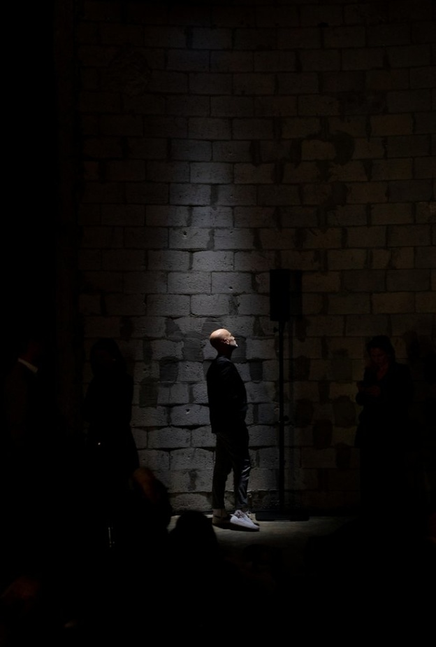 Audemars Piguet تكشف عن أحدث تعاون مع يانا وينديرين بمعرض آرت بازل 