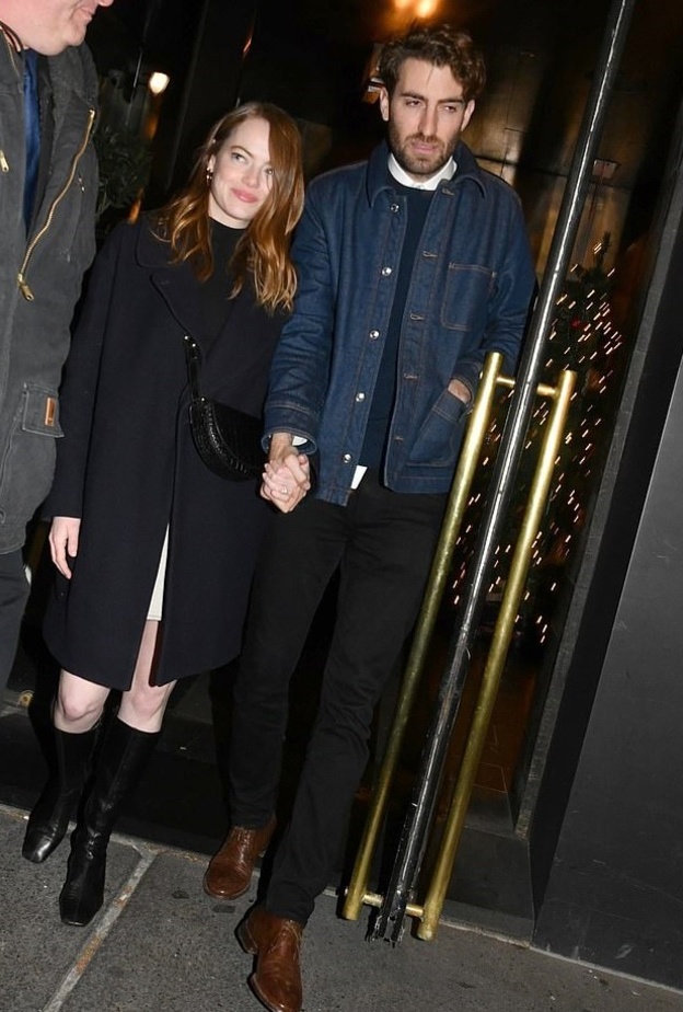 إيما ستون وخطيبها