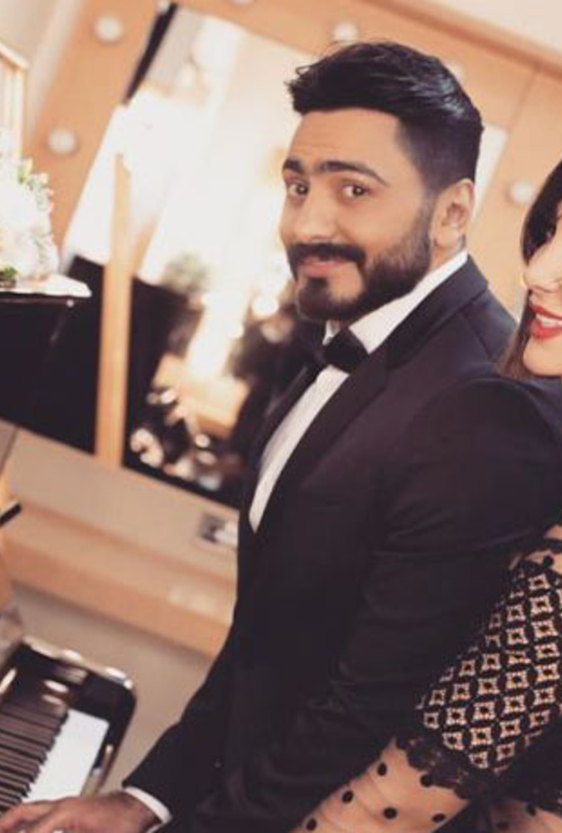 تامر حسني وزوجته 