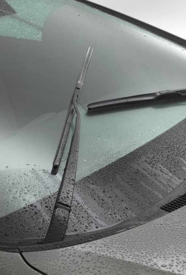 مساحات السيارة