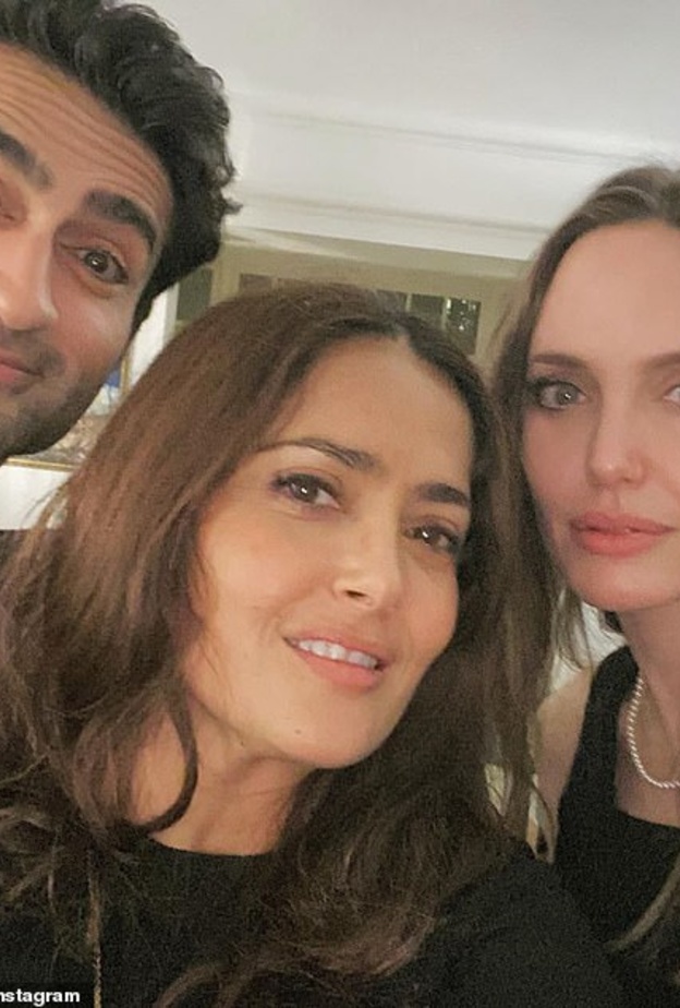 سلمى حايك و أنجلينا جولي 