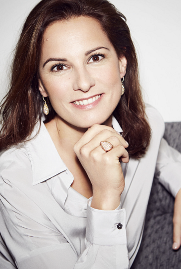 “كلير شوازن” المديرة الابداعية لدار بوشيرون