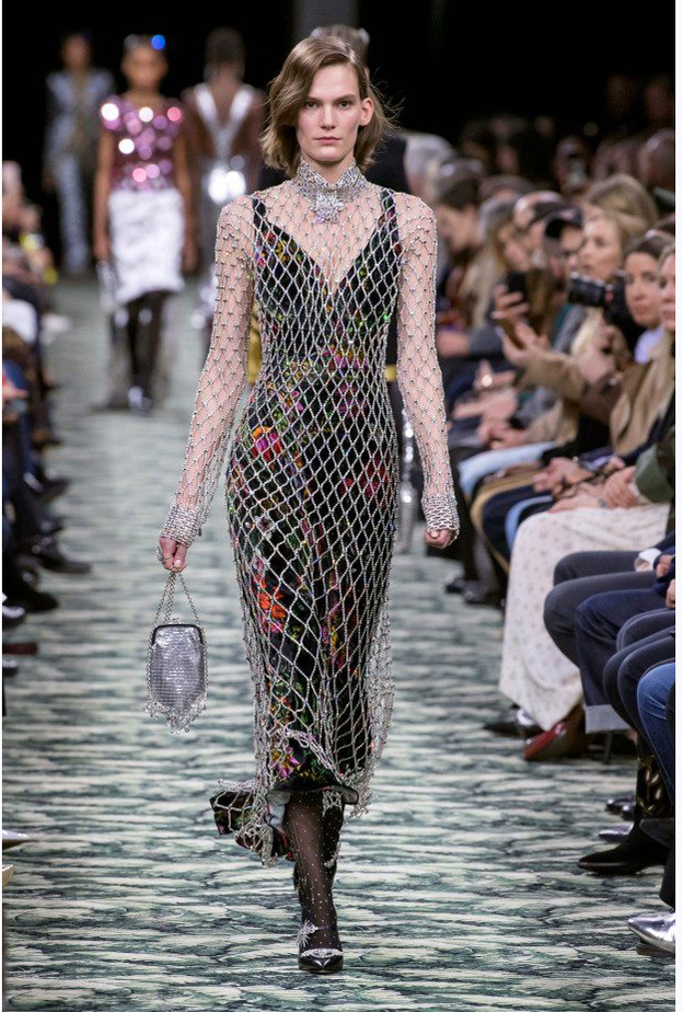 فستان سهرة مع الشبك من Paco Rabanne