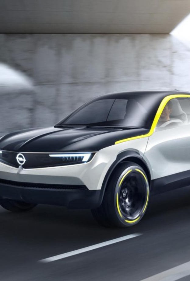 أوبل تكشف عن سيارتها الكهربائية GT X