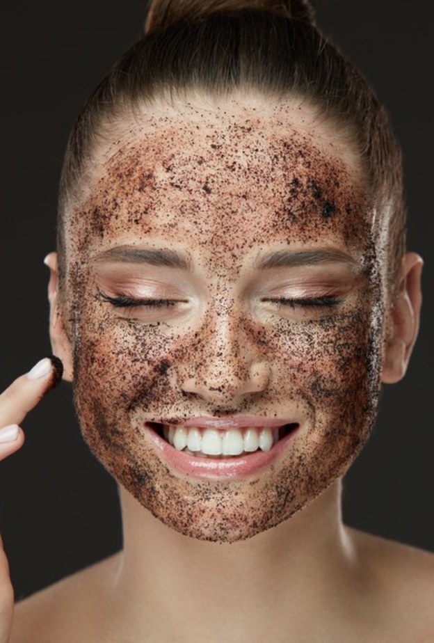 ماسك اللبن والقهوة للبشرة الدهنية 