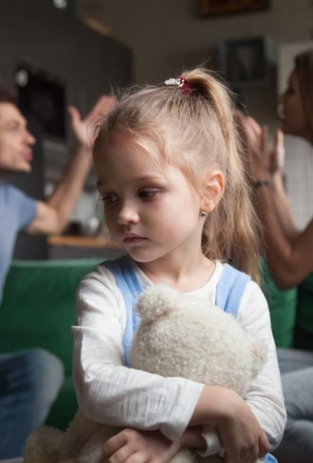 تأثير العصبية عند الوالدين على شخصية الاطفال في المستقبل