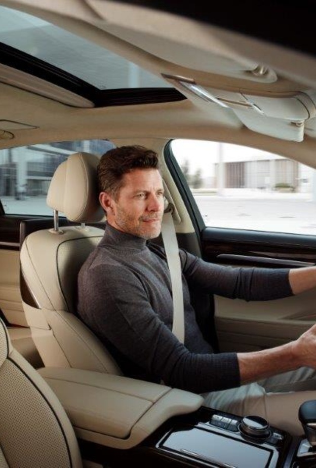 أهم التقنيات التي تحتاجها في سيارتك في عصر التطور التكنولوجي من Genesis