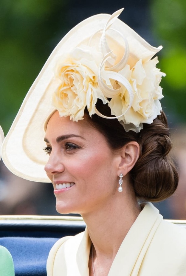 تسريحات شعر الاميرات