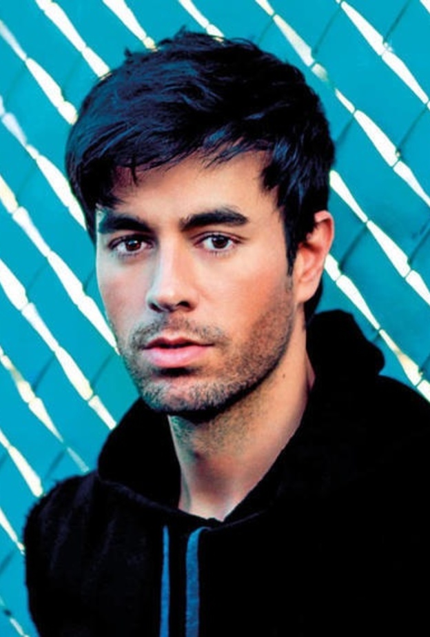 موعد حفل انريكي اجلاسيس على مسرح مرايا