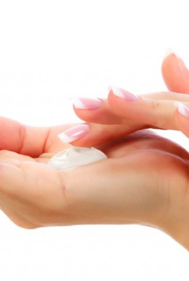 تنعيم اليدين 