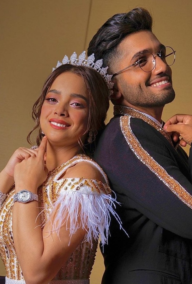 أحمد خميس ومشاعل الشحي