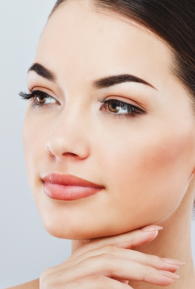 علاج الحواجب وتكثيفها