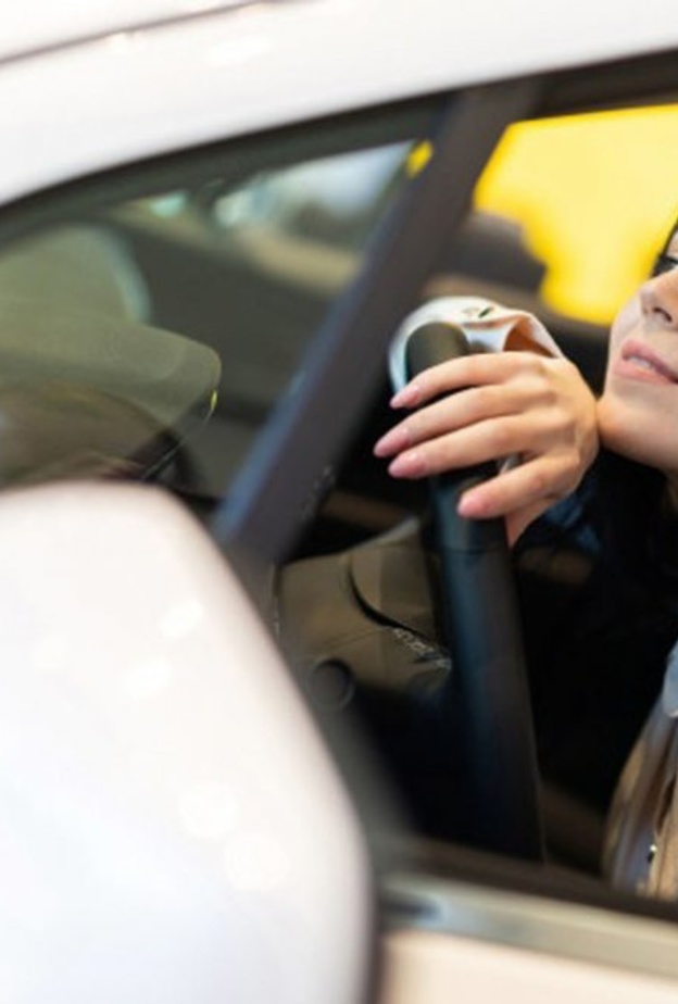 أنظمة وتجهيزات مكلفة يندر استخدامها ويمكن غض النظر عنها عند شراء سيارتك الجديدة