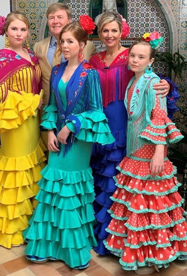 العائلة الهولندية المالكة تنشر صورة عائلية جديدة