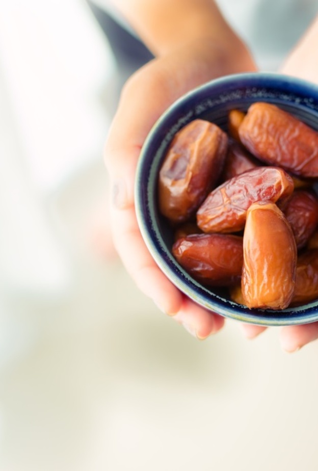فوائد مهمة لتناول التمر يوميا