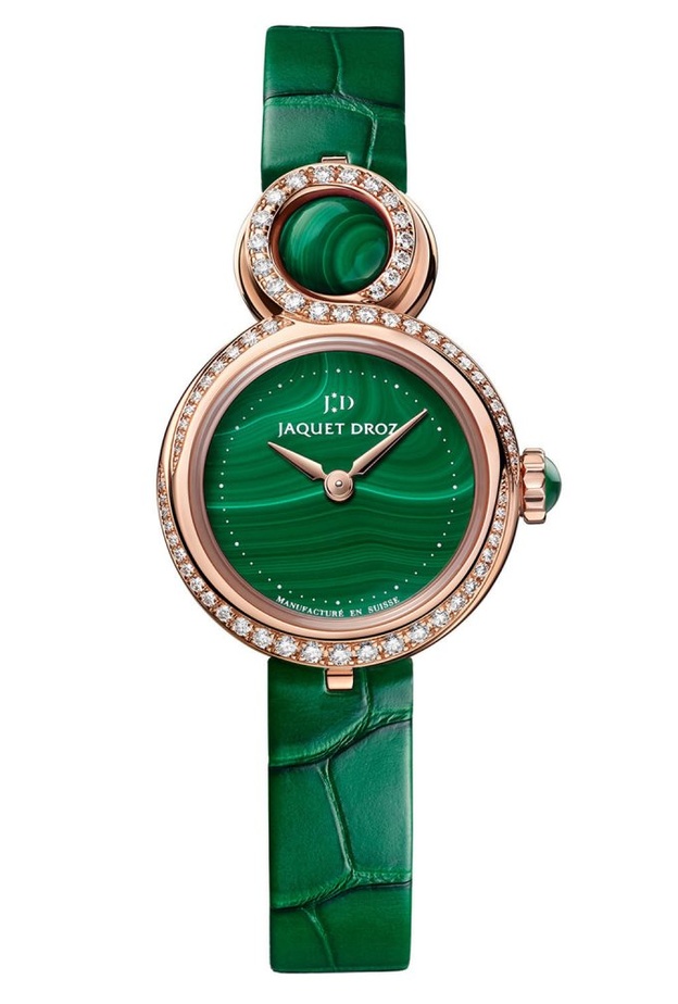 ساعات يد نسائية بألوان داكنة 