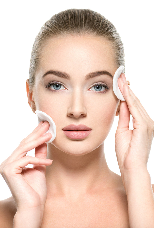 ازالة المكياج