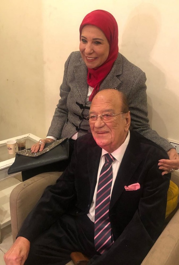 حسن حسني وزوجته 