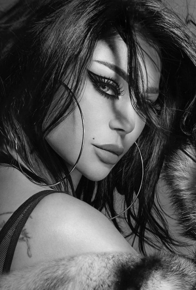 صيحات الآيلاينر لاحتفالات نهاية العام 2019