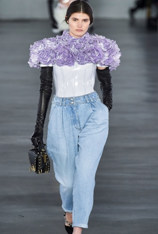 بناطيل جينز