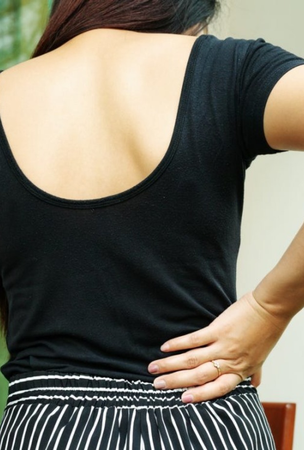 الفشل الكلوي الحاد و المزمن يسببان آلام في منطقة الكليتين