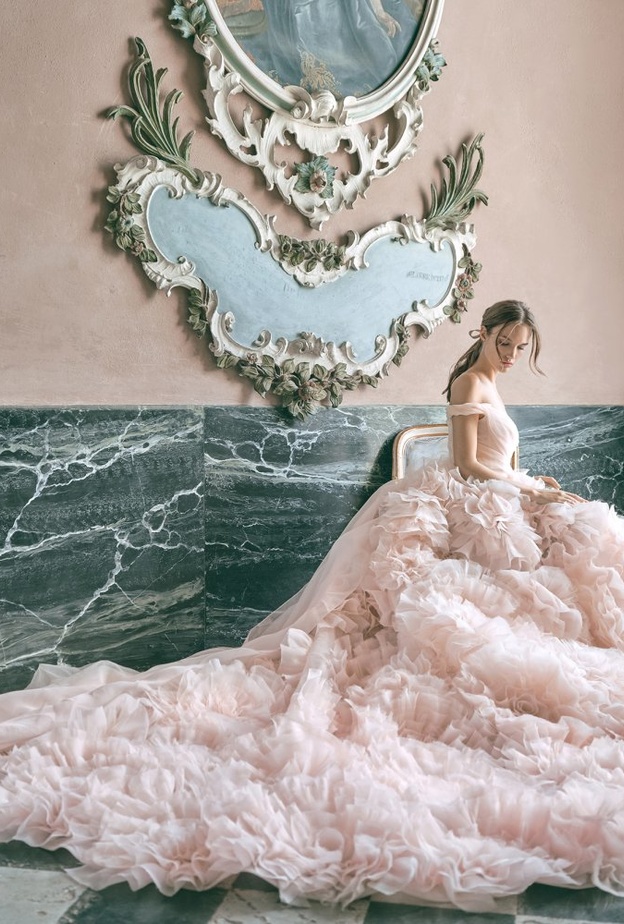 احدث صيحات فساتين الزفاف الملونة 