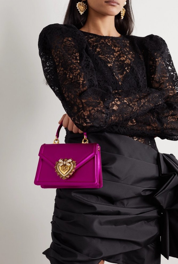 حقائب سورايه فخمة لسهرة رأس السنة 