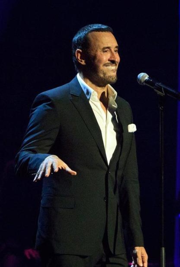 نجوم تعرضوا لمواقف محرجة على المسرح