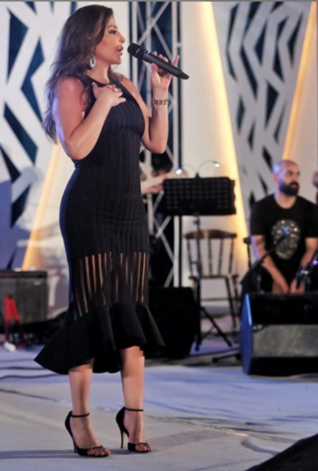 اطلالة اليسا