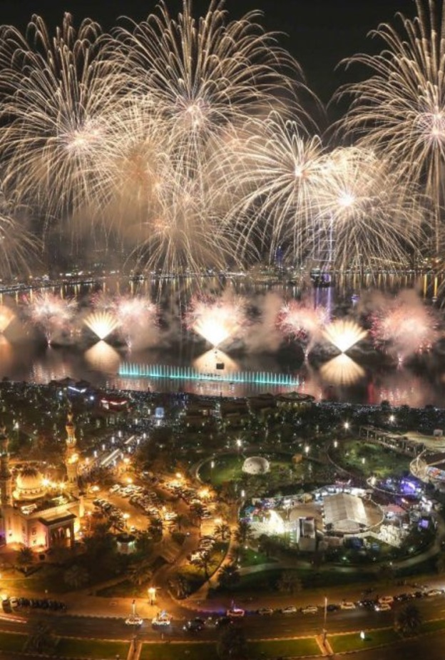 عروض عالمية للألعاب النارية في سماء الإمارات مع بداية 2020