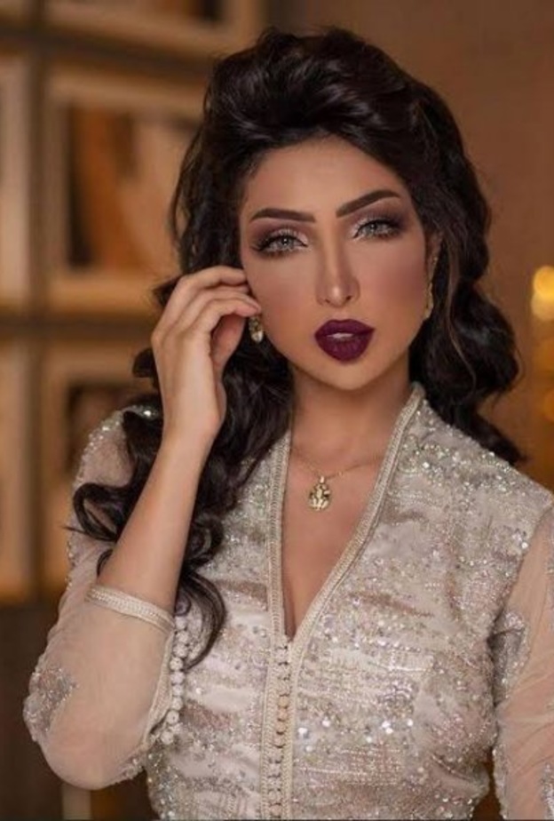 أول ظهور وتعليق لـ دنيا بطمة وشقيقتها بعد التحقيق معهما 