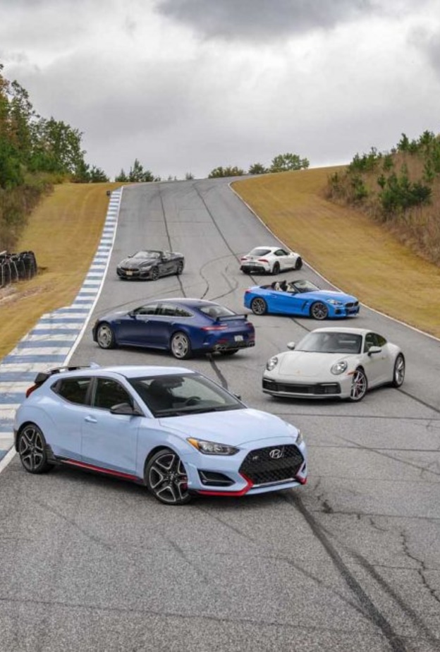 21.5% من النساء حول العالم اجتذبهن طراز لكزس UX بفئاته المختلفة في فئة الكروس أوفر