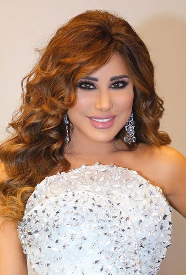 سيرين عبد النور سحرت الانظار بجمالها ليلة راس السنة