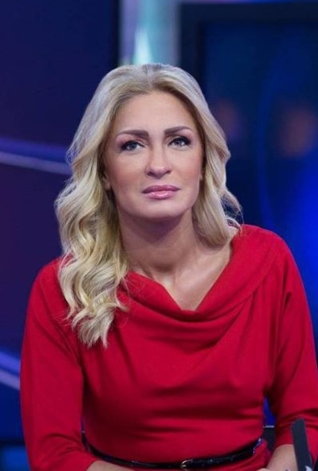 وفاة الإعلامية اللبنانية نجوى قاسم