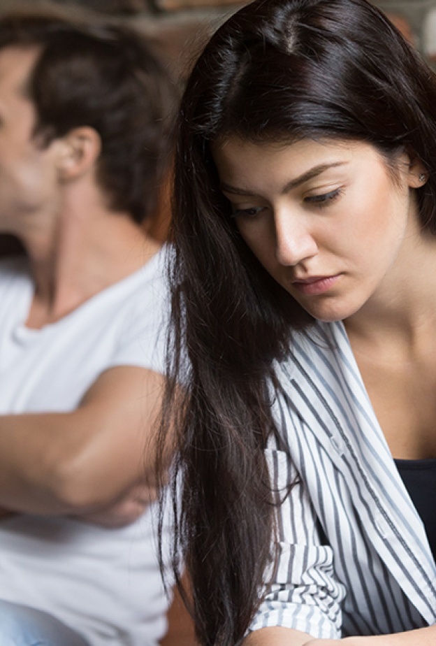 مسببات غياب التواصل بين الزوجين 