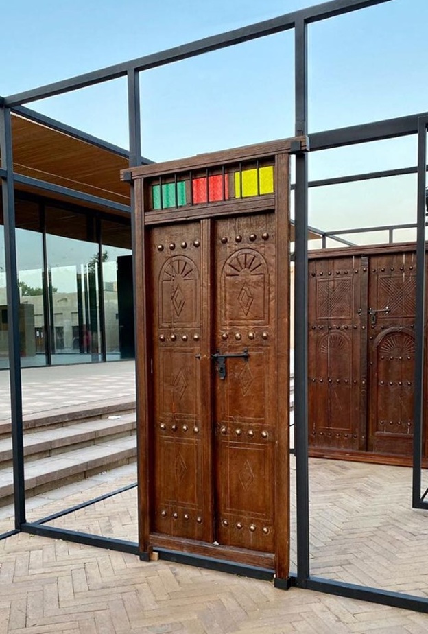 معرض أبواب الشندغة في دبي.. حكايا تراث أصيل بثوب إبداعي معاصر