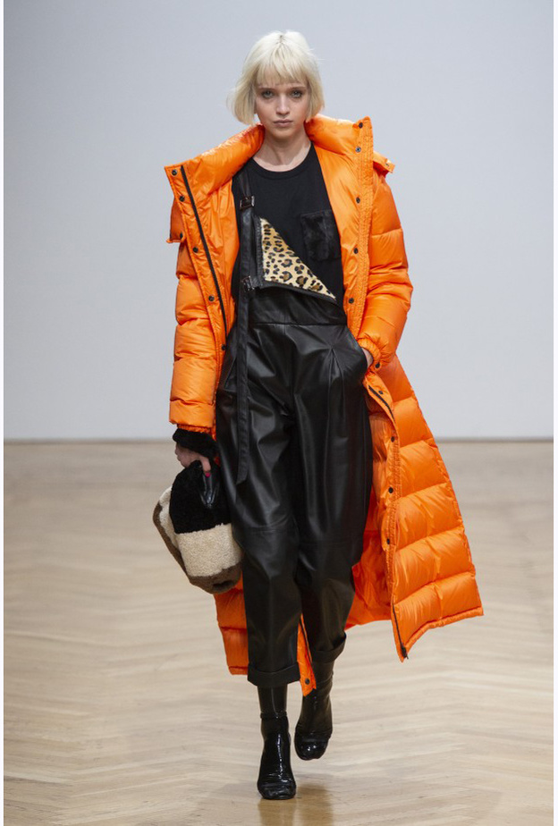  اجمل موديلات الجاكيت المنفوخ الملون لشتاء 2020 من Simonetta Ravizza