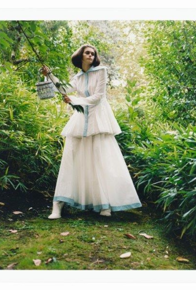 Loewe تقدم تشكيلة كابوكي من إبداع الفنان إيسامو نوغوشي