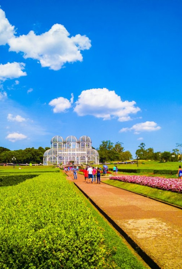 جولة في حديقة كوريتيبا