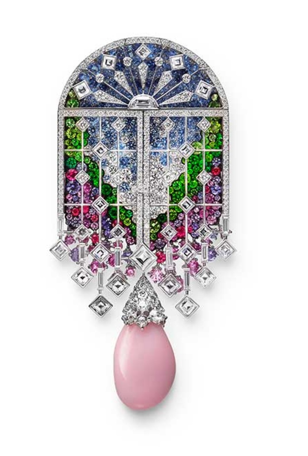 مجوهرات عالمية لسهرات يناير