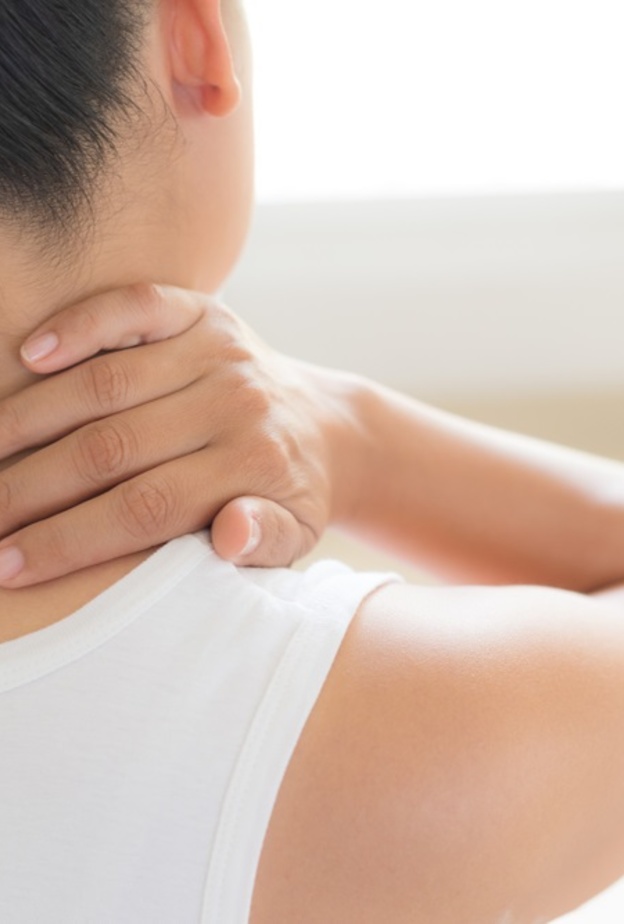 اسباب الام الرقبة عند الشباب وعلاجها