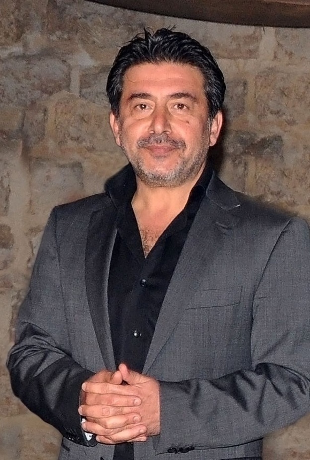 مسلسل الساحر يجمع عابد فهد وستيفاني صليبا