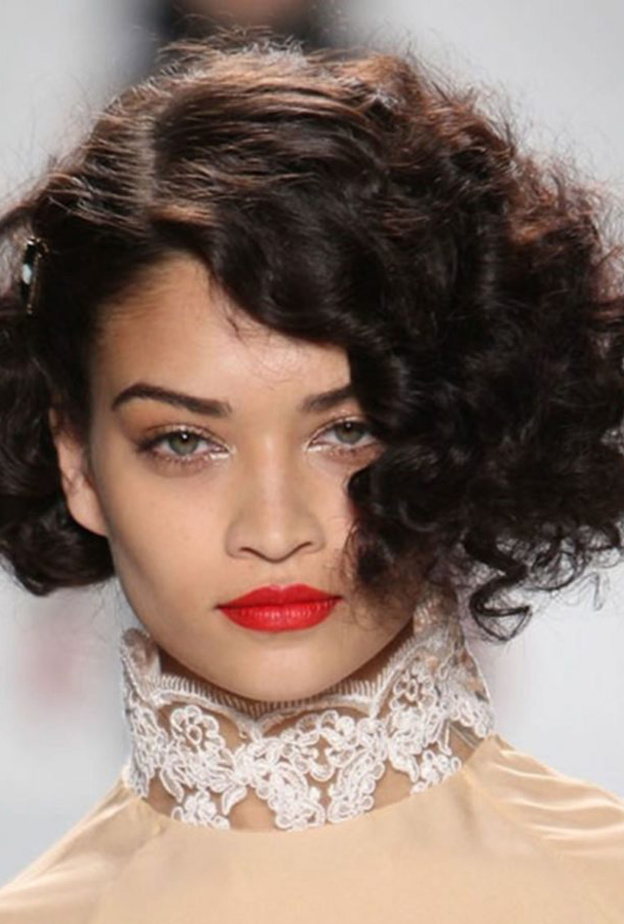 الشعر الكيرلي