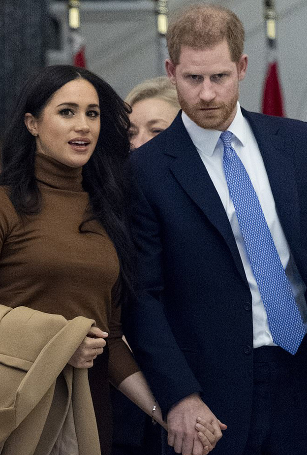 الأمير هاري يسعى لتأمين اتفاق مالي مرضي قبل مغادرة العائلة المالكة