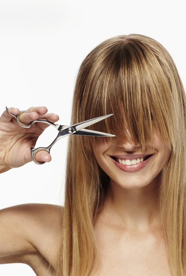 قص الشعر اثناء الدورة الشهرية 